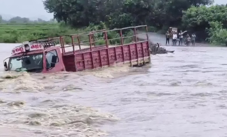 Khammam truck accident, Nimmavagu stream flood, Cyclone Montha rains