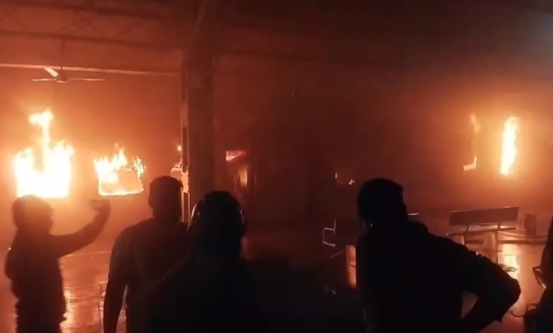 Andhra Pradesh train fire, Tatanagar Ernakulam Express incident