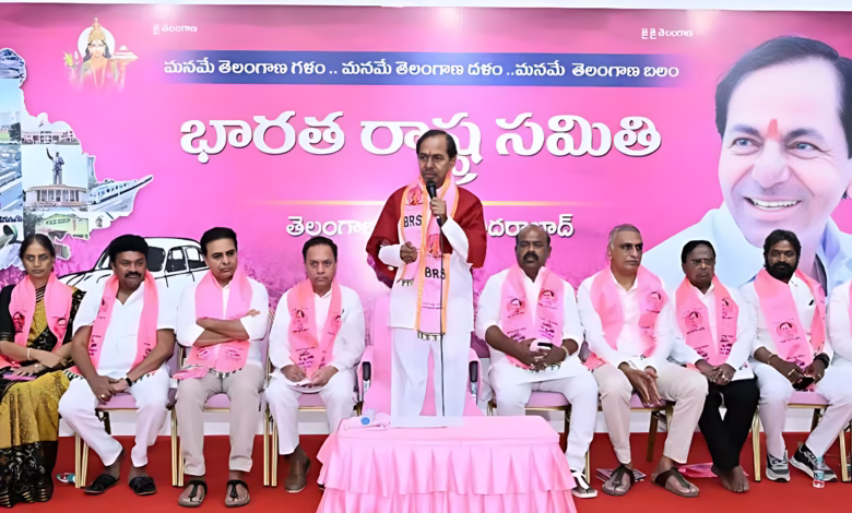 KCR tears into Congress for ruling Telangana