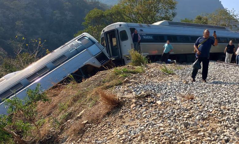 Mexico train derailment, passenger train accident Mexico