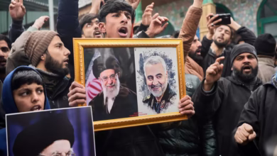 Iran rallies in Kashmir, Kashmir protests Iran's support, after Friday prayers