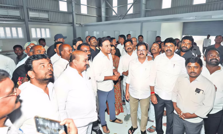 KTR Sirisilla weavers, Worker to Owner scheme Telangana, KTR on Congress