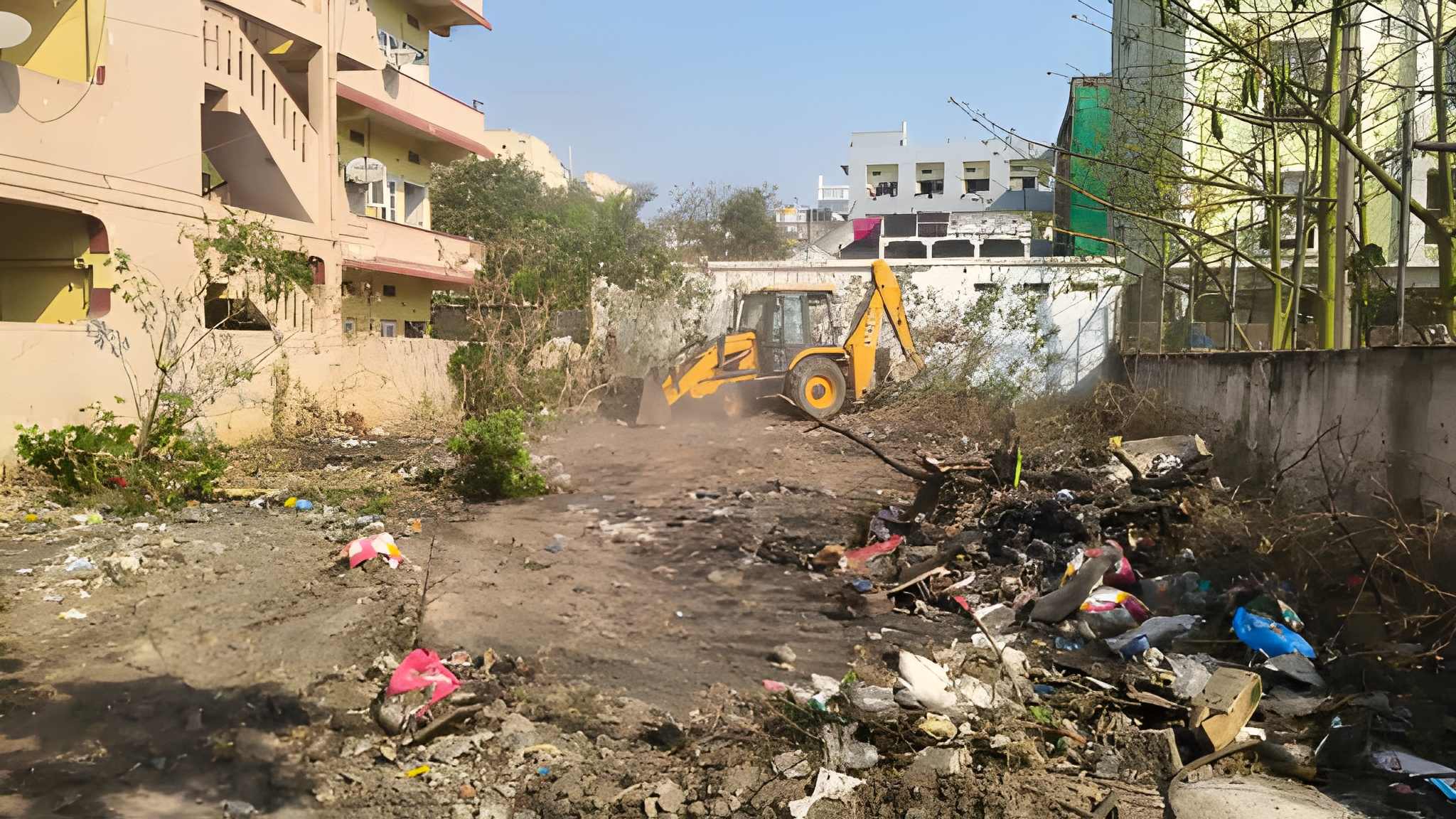 HYDRAA removes encroachments from park lands in Jeedimetla and Gudimalkapur worth Rs 37.12 crore