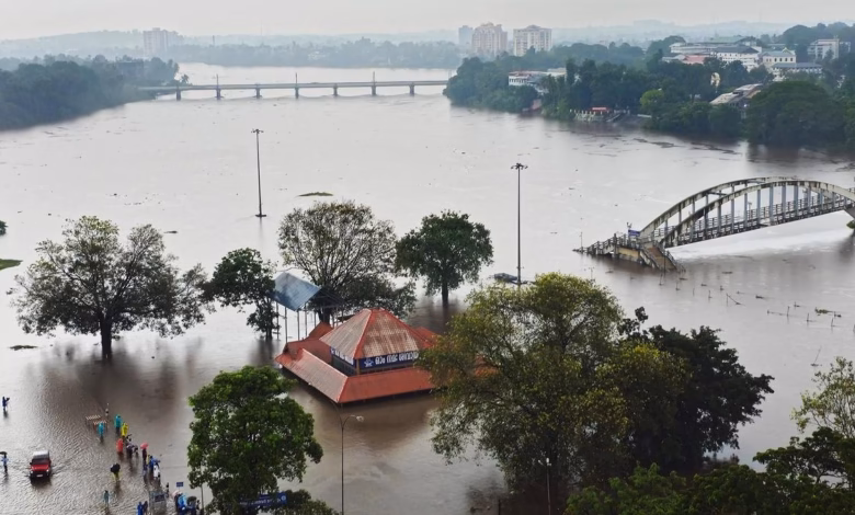 Kerala rains, Kerala 8 people die, 8 go missing
