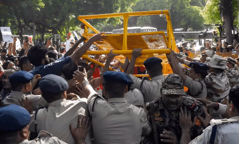 Delhi protests, Saurabh Bhardwaj detained, Jantar Mantar protest