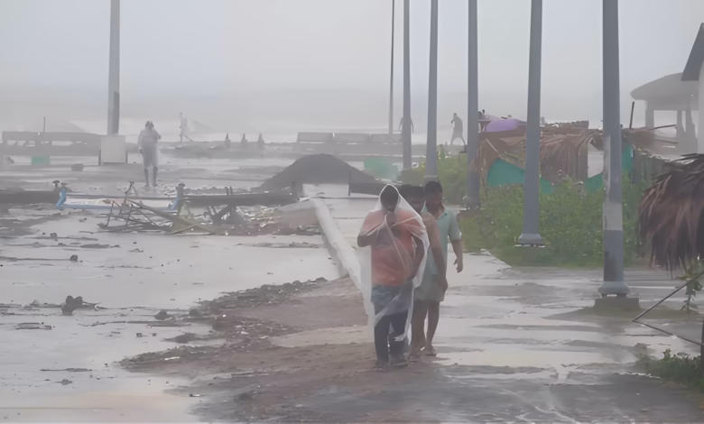 Cyclone Arnab Andhra Pradesh, Odisha cyclone evacuation