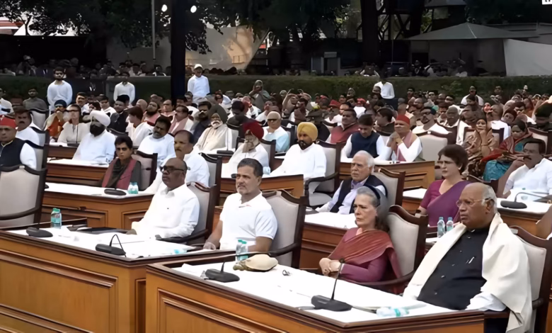 INDIA Bloc Anti SIR Protest, Mallikarjun Kharge Public Impeachment